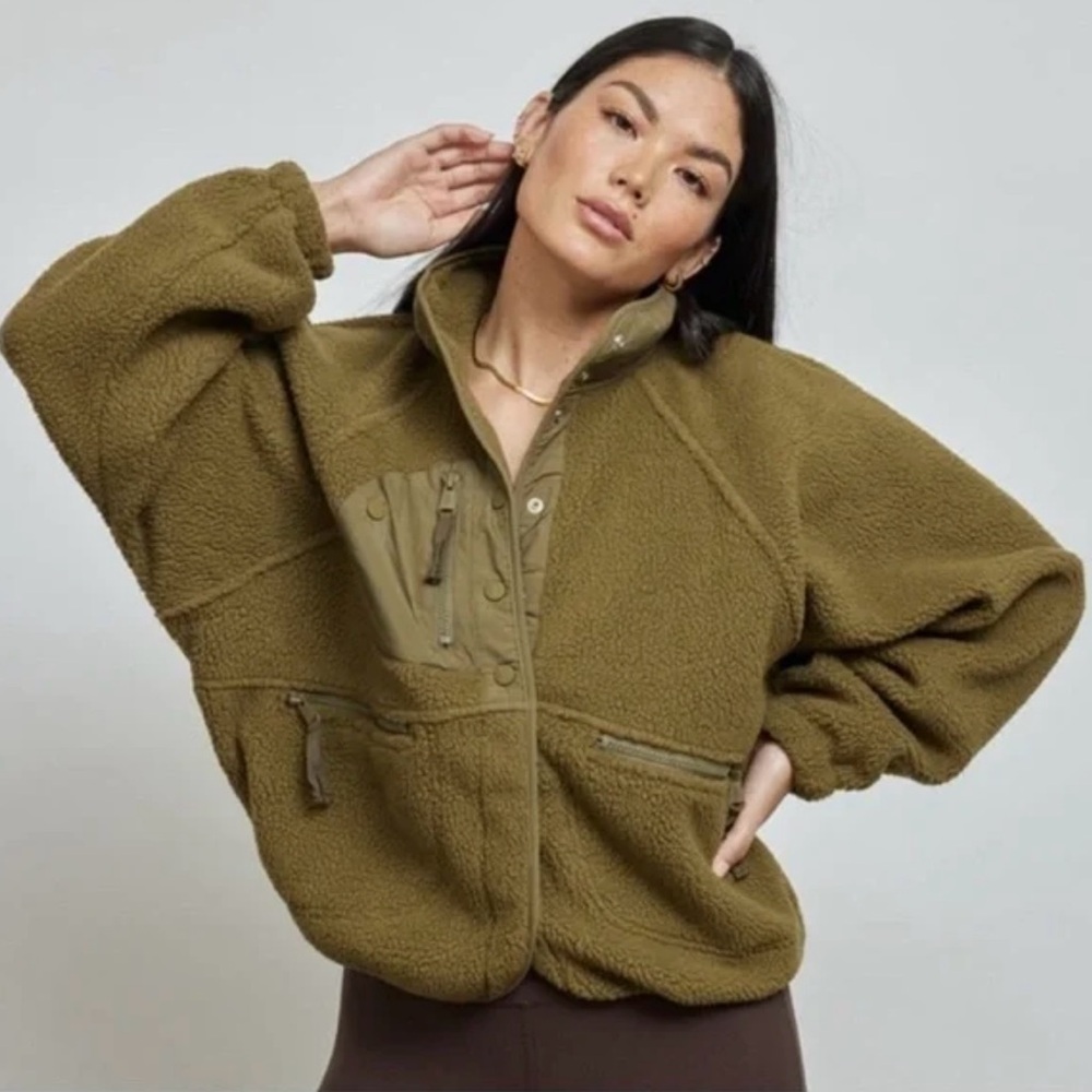 Free People Movement Hit The Slopes Fleece Jacket in Army Green NWT
